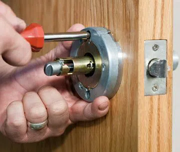 City Locksmith Store Philadelphia, PA 215-716-7065 City Locksmith Store Philadelphia, PA 215-716-7065 - 13-New-Locks-Installation